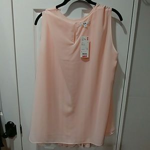 Uniqlo flowy shirt